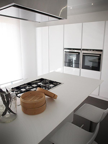 Cucina Top in Corian.